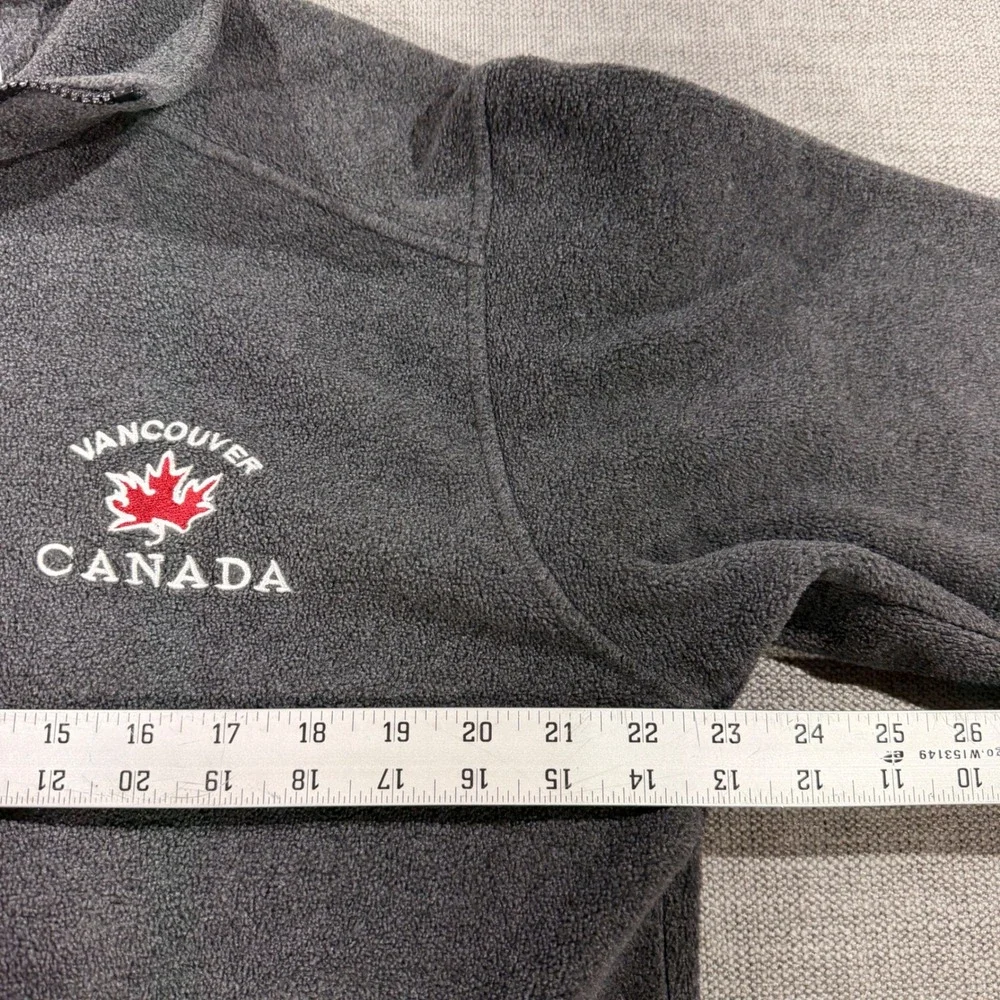 Northern Vibe Fleece Jacket‎ Adult Small Grey Excellent Vancouver Canada Zip Up